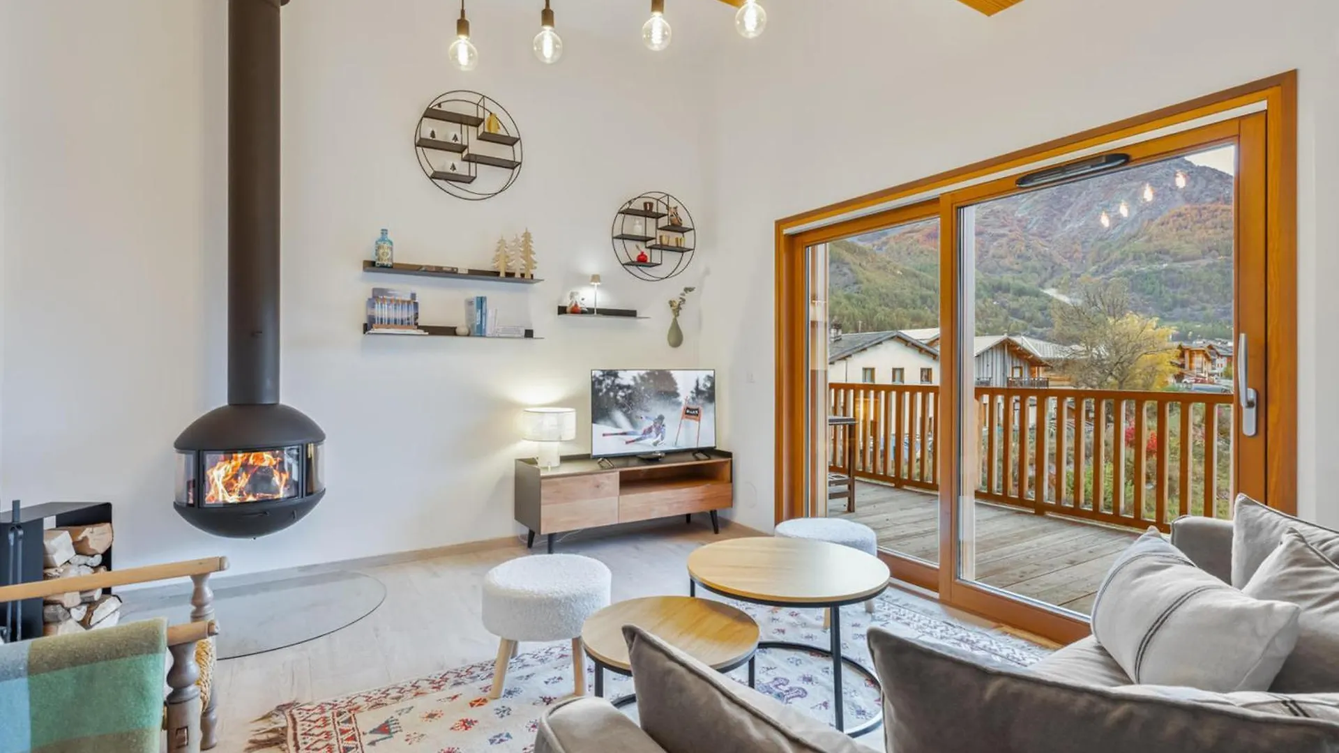 Appartement Neuf Avec Grande Terrasse, Parking Et Casier A Ski - Fr-1-808-6 Le Monetier-les-Bains 0*,